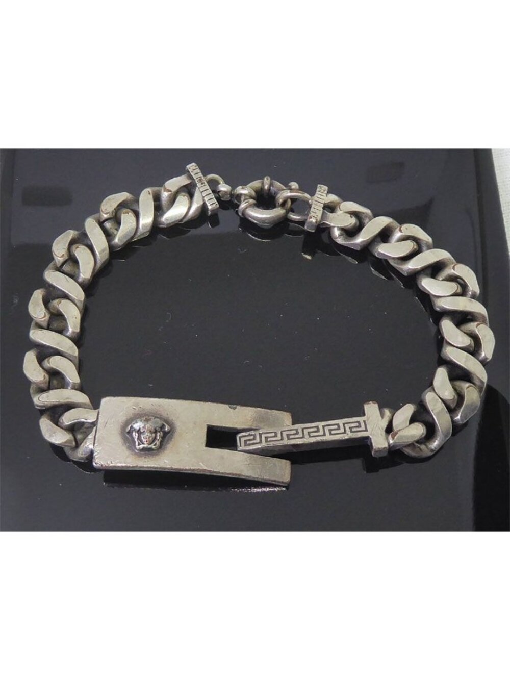 Vintage Gianni Versace 1990s Medusa Greca Curb Chain Made in Italy Bangle